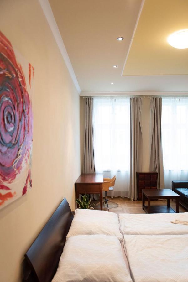 Velky Apartman Μπρατισλάβα Εξωτερικό φωτογραφία