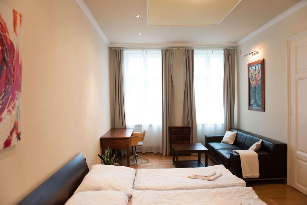 Velky Apartman Μπρατισλάβα Εξωτερικό φωτογραφία