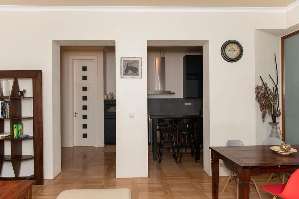 Velky Apartman Μπρατισλάβα Εξωτερικό φωτογραφία